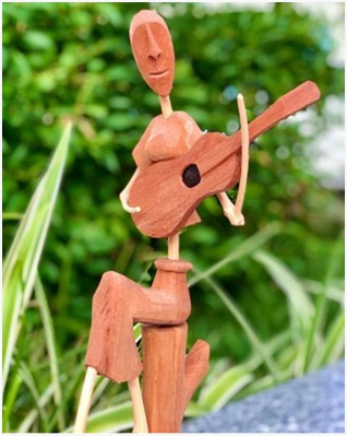 8a09d0f4-2ebb-4f94-bffc-1c0233aacec6